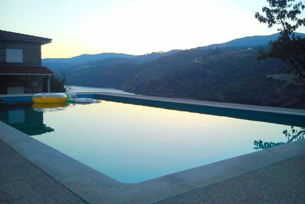 Douro Valley - Casa Do Campo Resende Covelas  Esterno foto